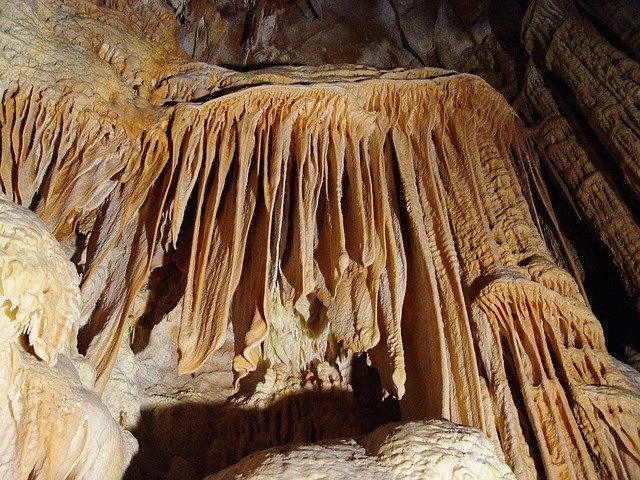 jeskyně Trháč